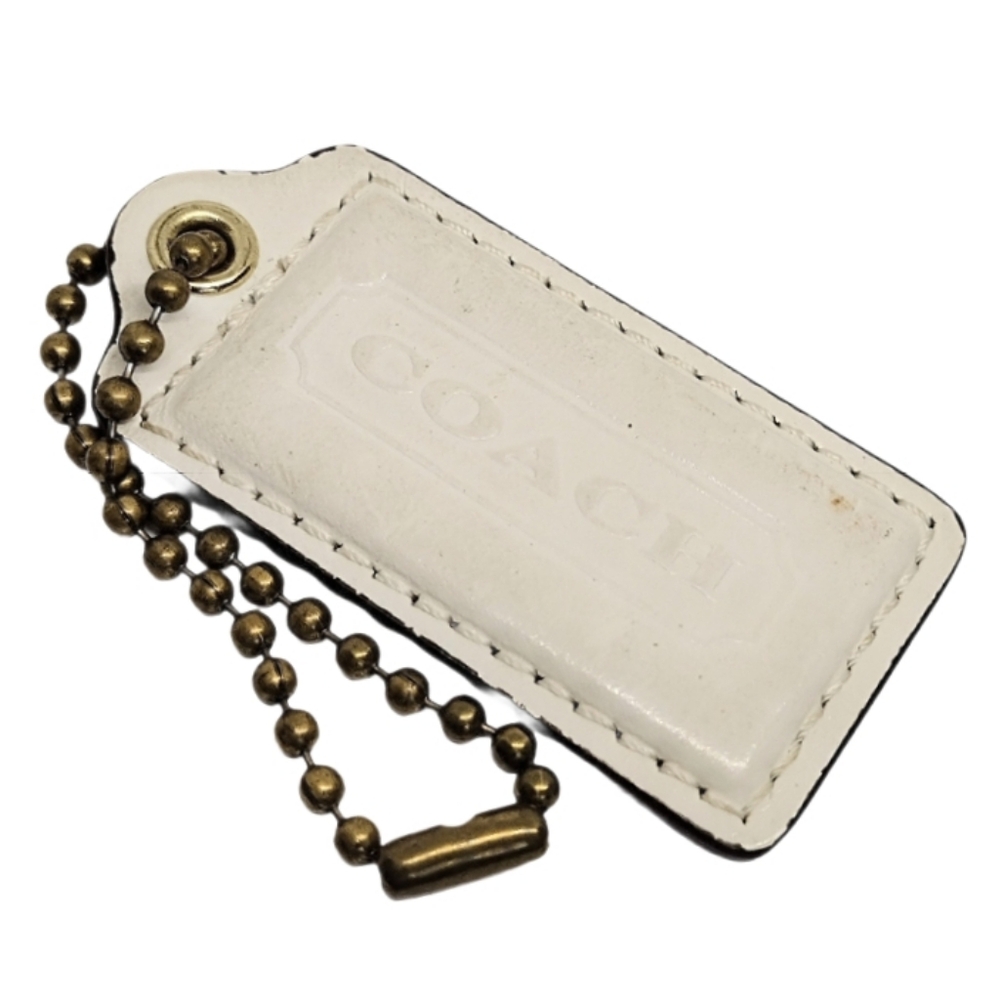🆕 2.5" Coach Ivory White Patent Leather Hang Tag Bag Fob Charm Keychain Y2K